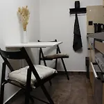 -amalia- Mit Klimaanlage & Ueberdachte Terrasse & Parkplatz Free Apartman *
