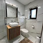 -amalia- Mit Klimaanlage & Ueberdachte Terrasse & Parkplatz Free Apartman Ergersheim